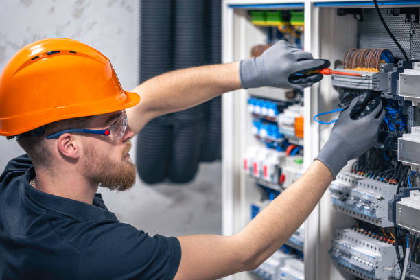 Best 24-Hour Electrician  in Bondurant, IA